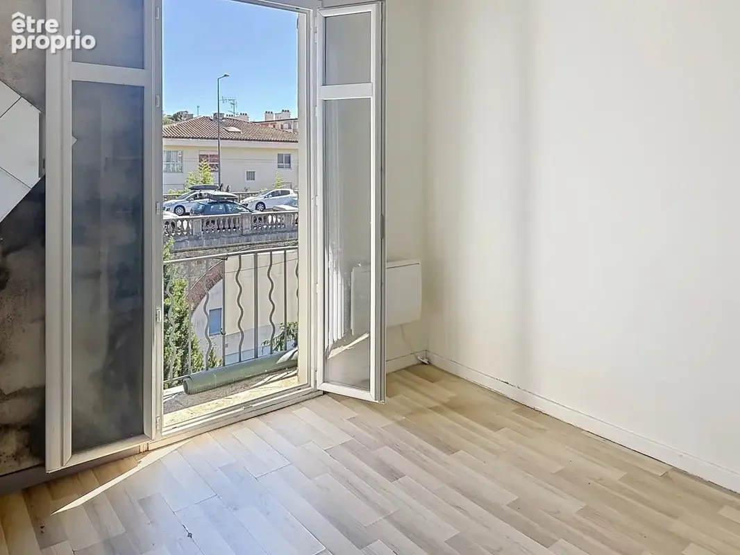 Dernier etage 2 pieces de 35.62m² - photo 4