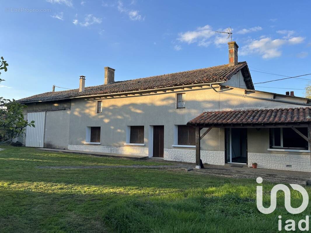 Photo 1 - Maison à ROMAGNE