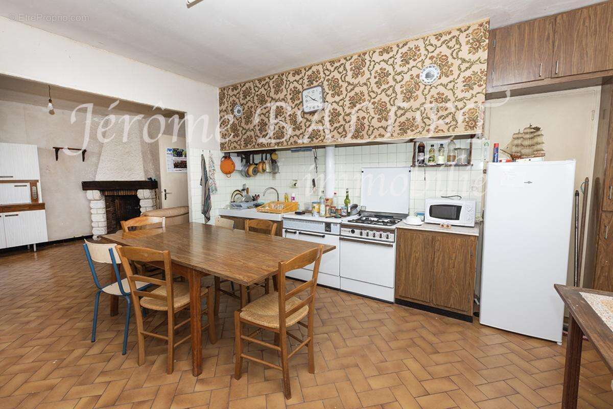 Maison 96 m² à Saint-Martin-Laguepie  - photo 6