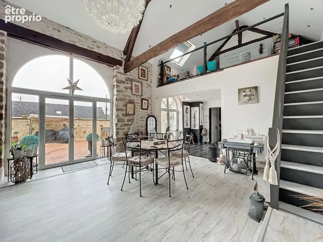 Maison 8 pièces 285 m² à vendre à La Grande-Paroisse (77130) - photo 4