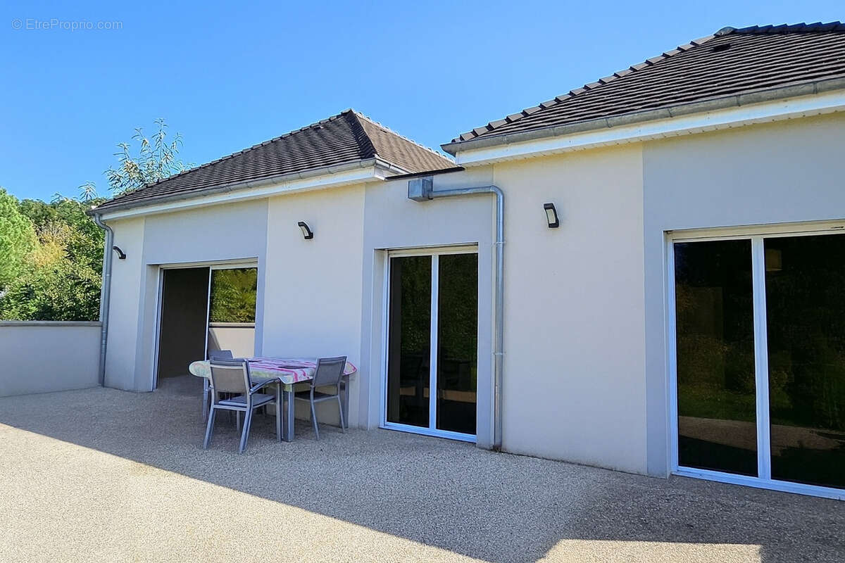 Maison à DARVAULT