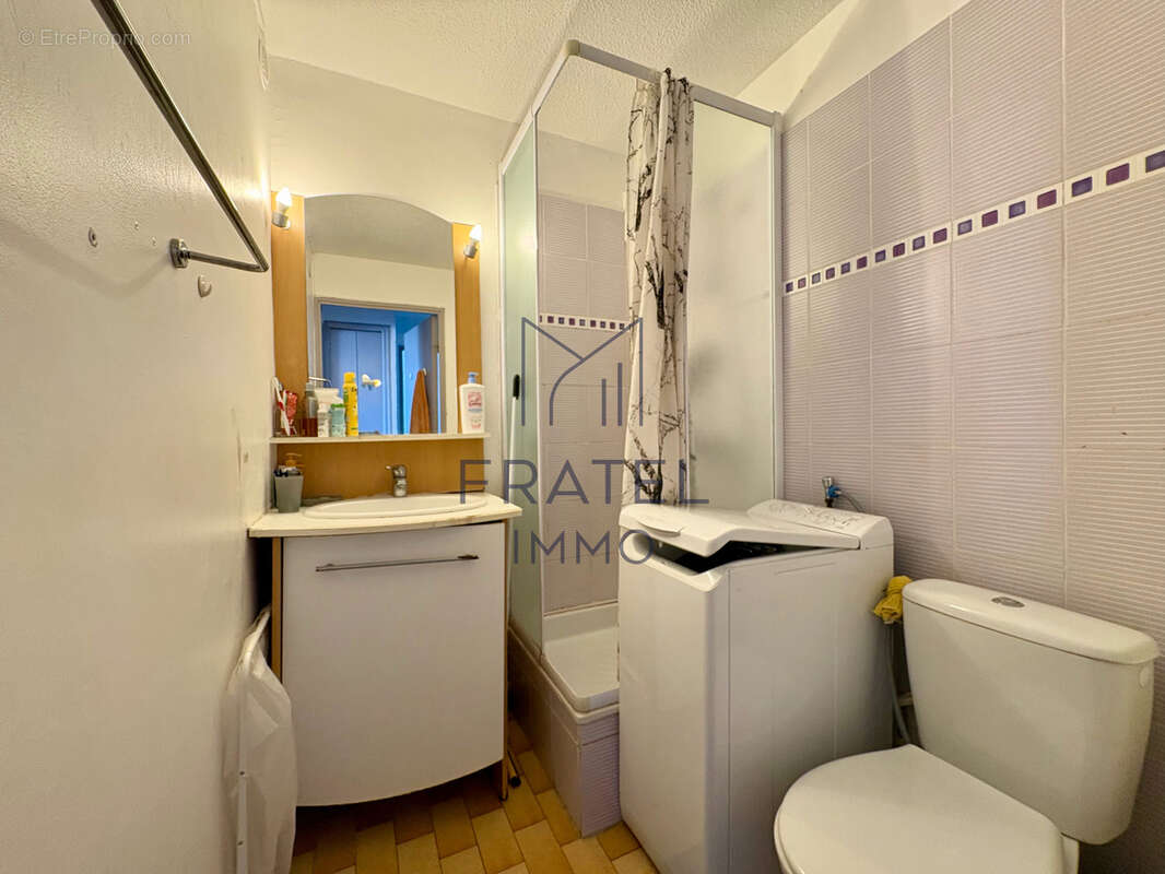 Appartement à MAUGUIO