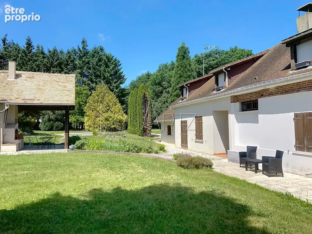Maison 10 pièces 266 m² à vendre à Pacy-Sur-Eure (27120) - photo 3