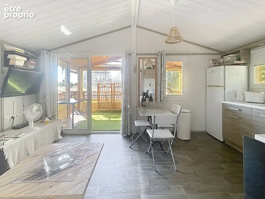 Chalet bois sur pilotis 35 m², terrasse 14m² couverte terrain 559 m² - photo 6