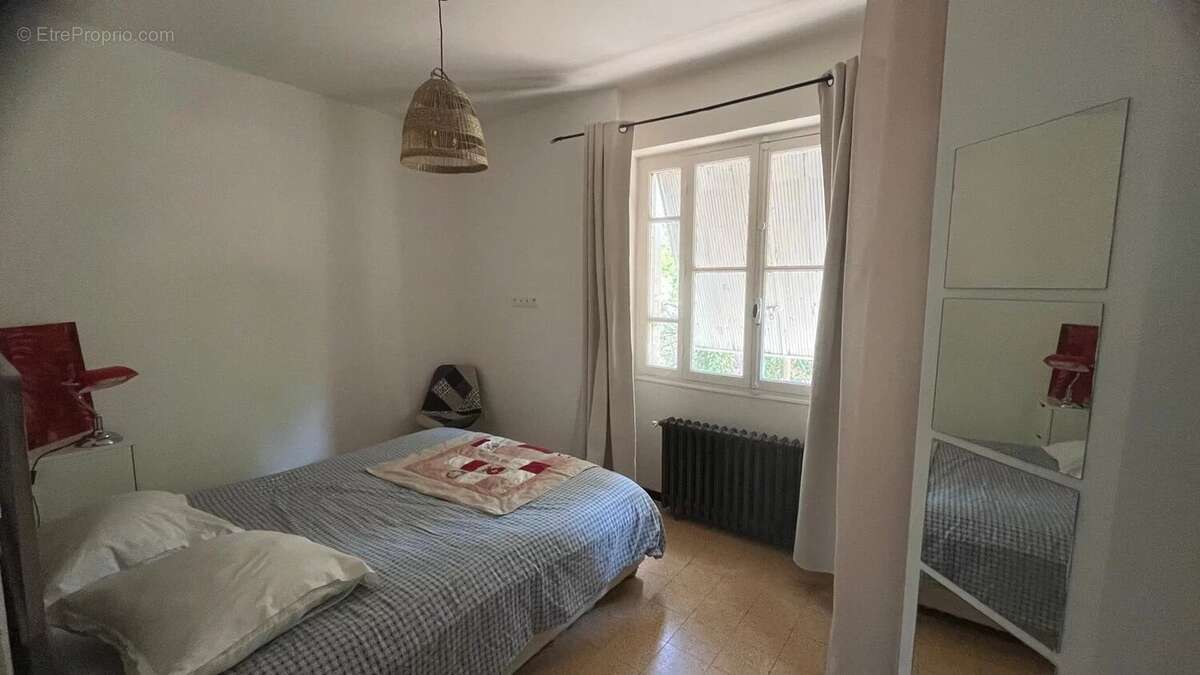 Maison à SAINT-PRIVAT-DES-VIEUX