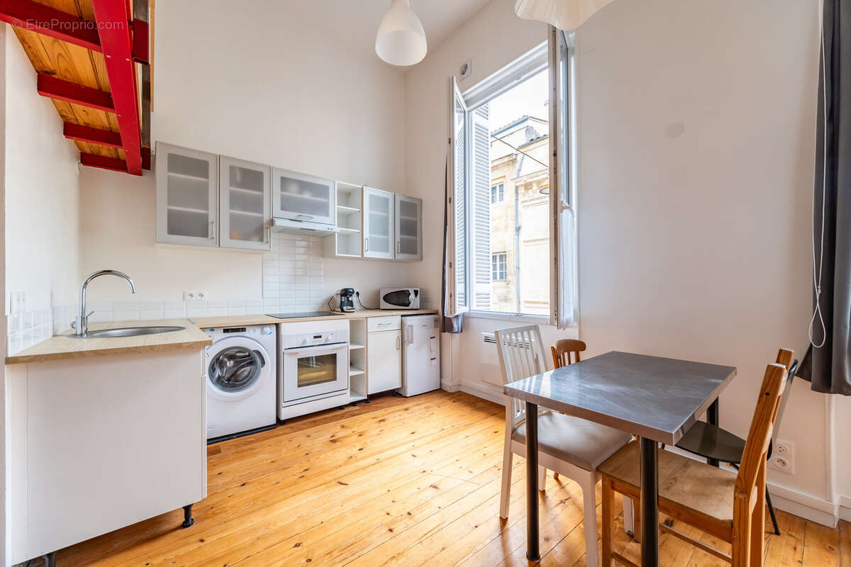 Appartement à BORDEAUX