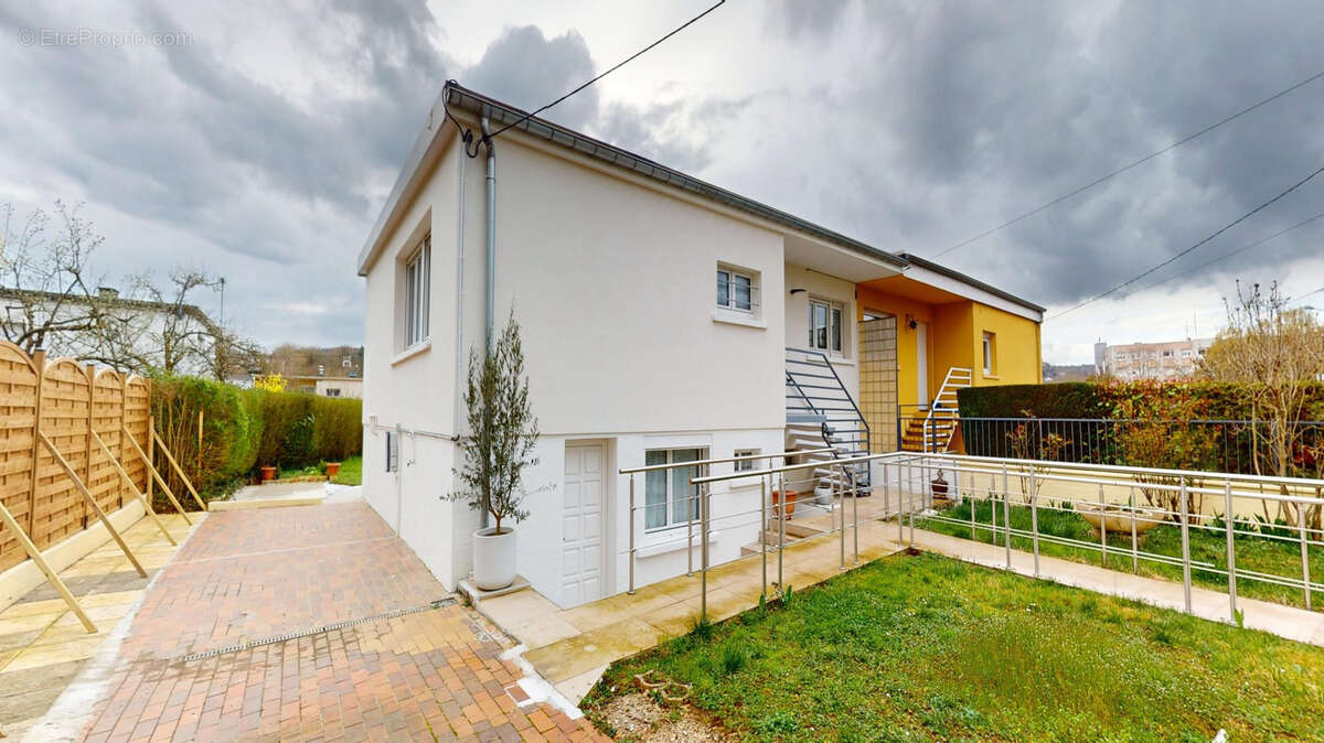 Maison à VILLERS-LES-NANCY