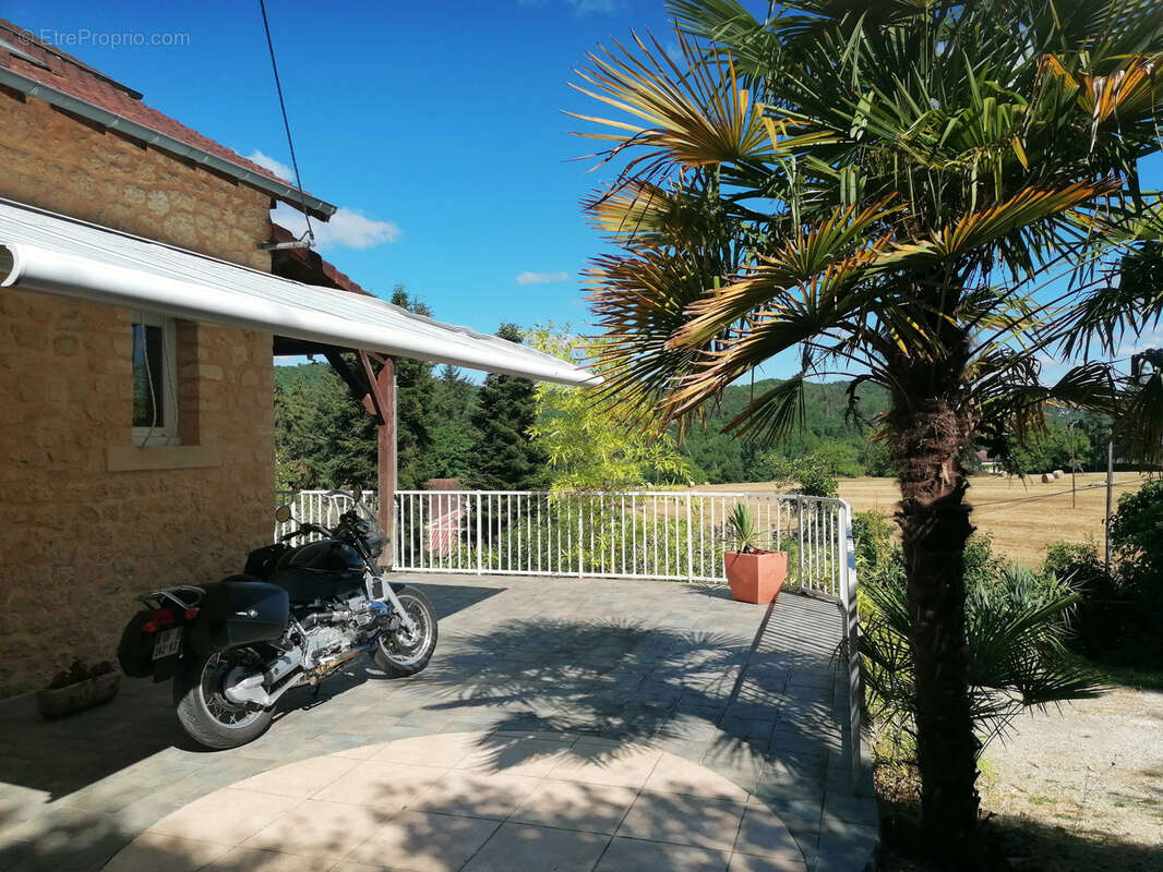 Maison en pierre avec grange - photo 22