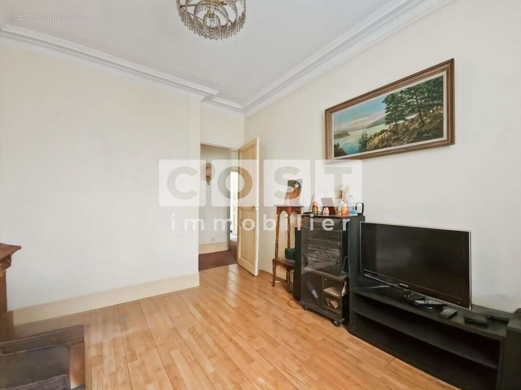 Appartement à ASNIERES-SUR-SEINE