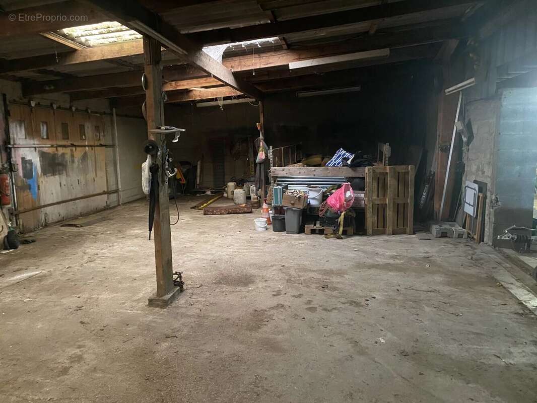 Commerce à LA QUEUE-EN-BRIE