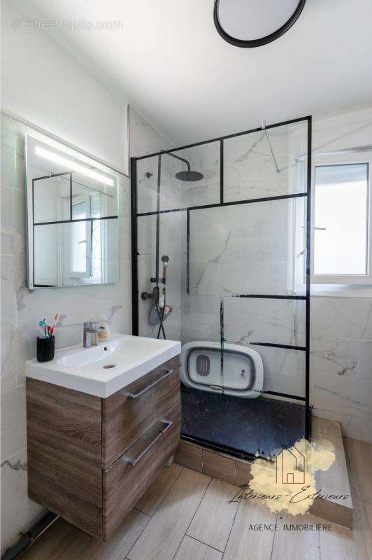 Appartement à PONTOISE