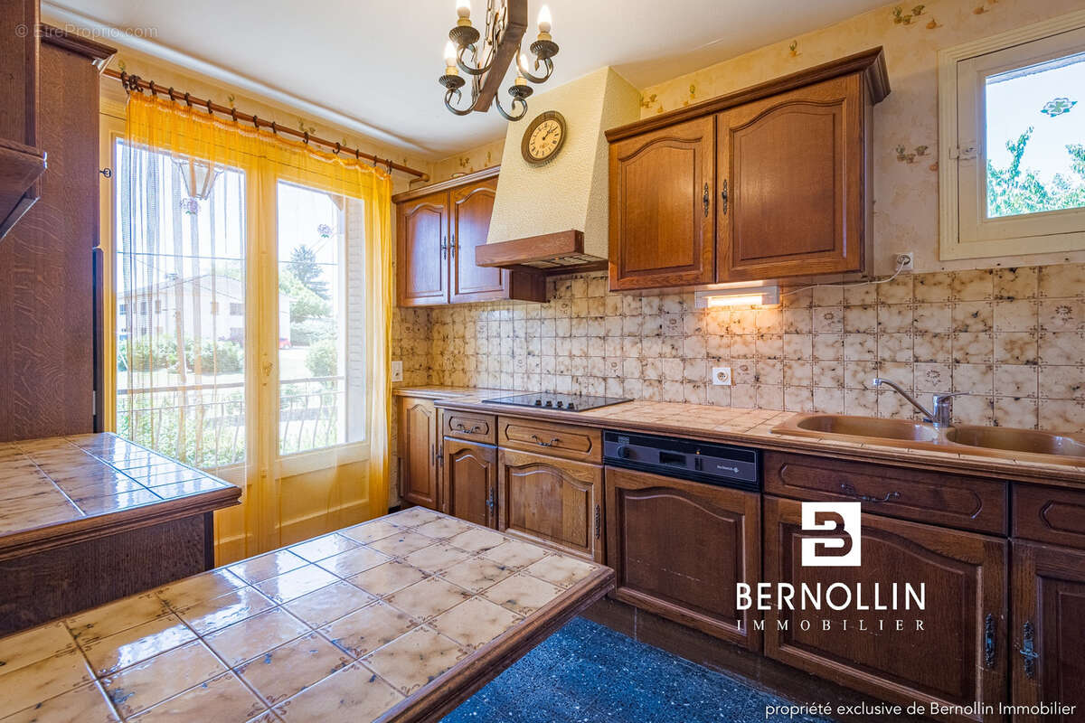 Charmante maison sur sous sol de 113 m2 à Meillonnas. - photo 4