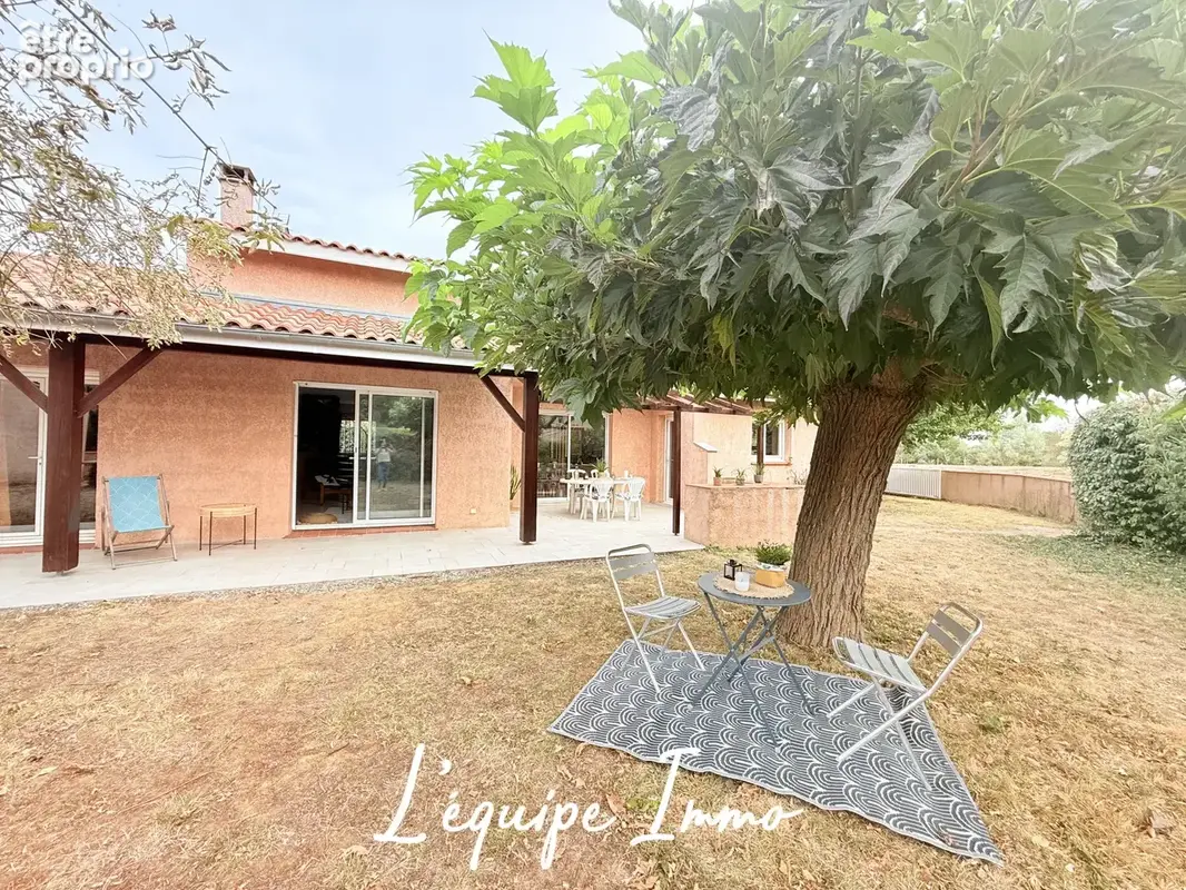 Au bord du lac de Plaisance- Maison T6 - 170 m2 - Grand garage- Piscine- Atelier- - photo 14