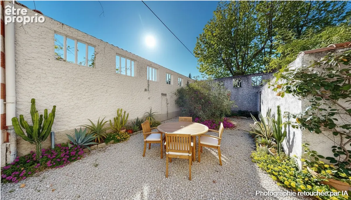 Appartement à PERNES-LES-FONTAINES