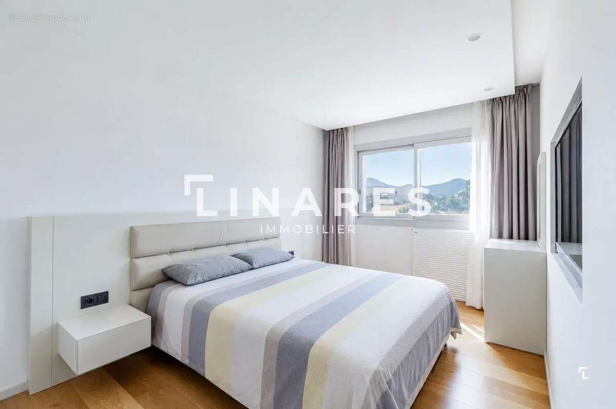 LE BELVERDERE DE MAZARGUES - Appartement T3 de 73m² - Terrasse de 10m²  - Parking - 13009 Mazargues - photo 6