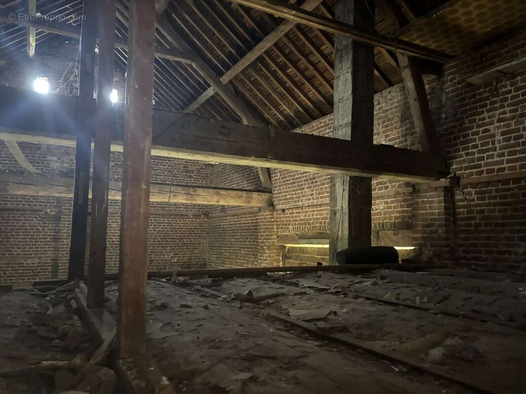Maison 200 m² à Solesmes  - photo 9