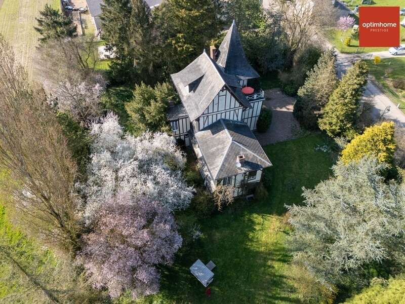 Maison à LA BARRE-EN-OUCHE