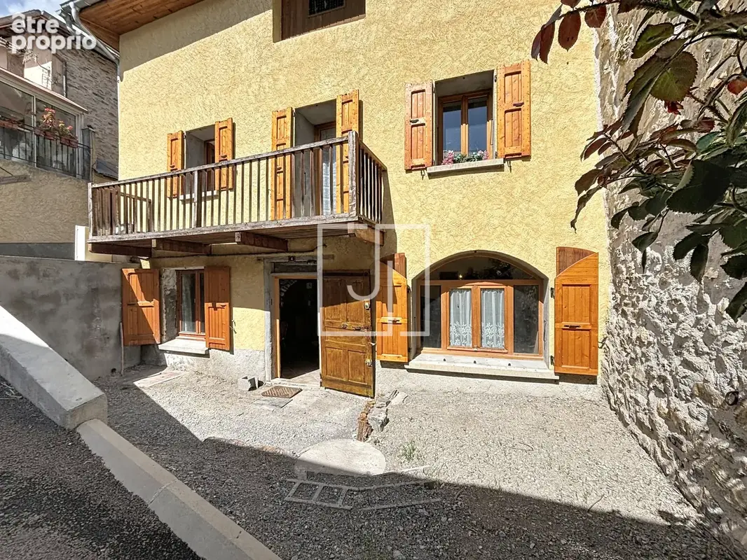 Photo Maison à Jausiers au prix de 197 000€