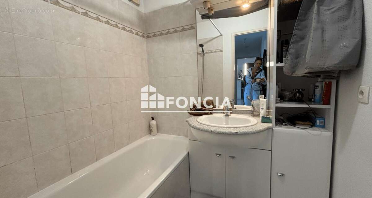 Appartement à GATTIERES