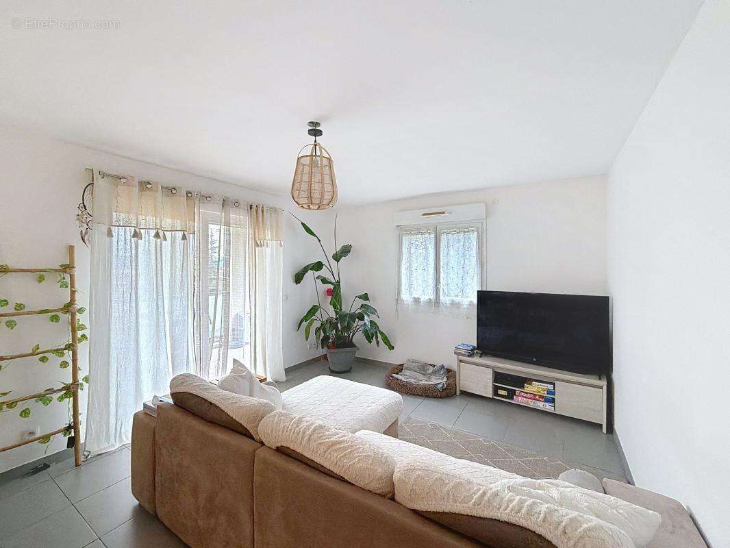 Appartement à LE CANNET