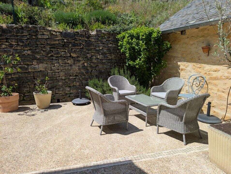 Maison 90 m² à Salignac-Eyvigues  - photo 3