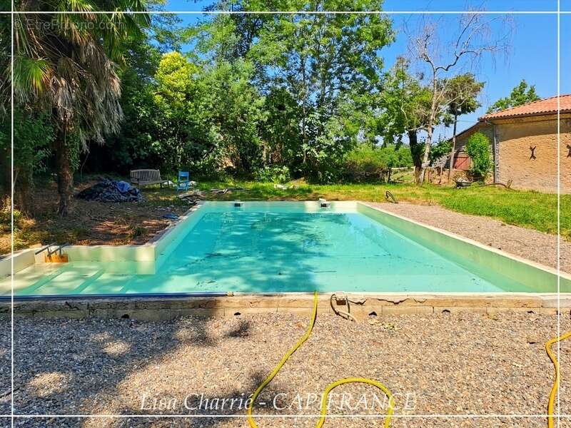 Propriete à vendre 11 pièces de 406 m2 habitables au total, avec dépendance sur 5261 m2 proche de NOGARO (32) - photo 21