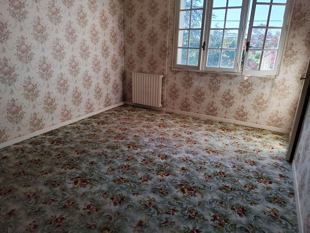 Maison à MONTANS