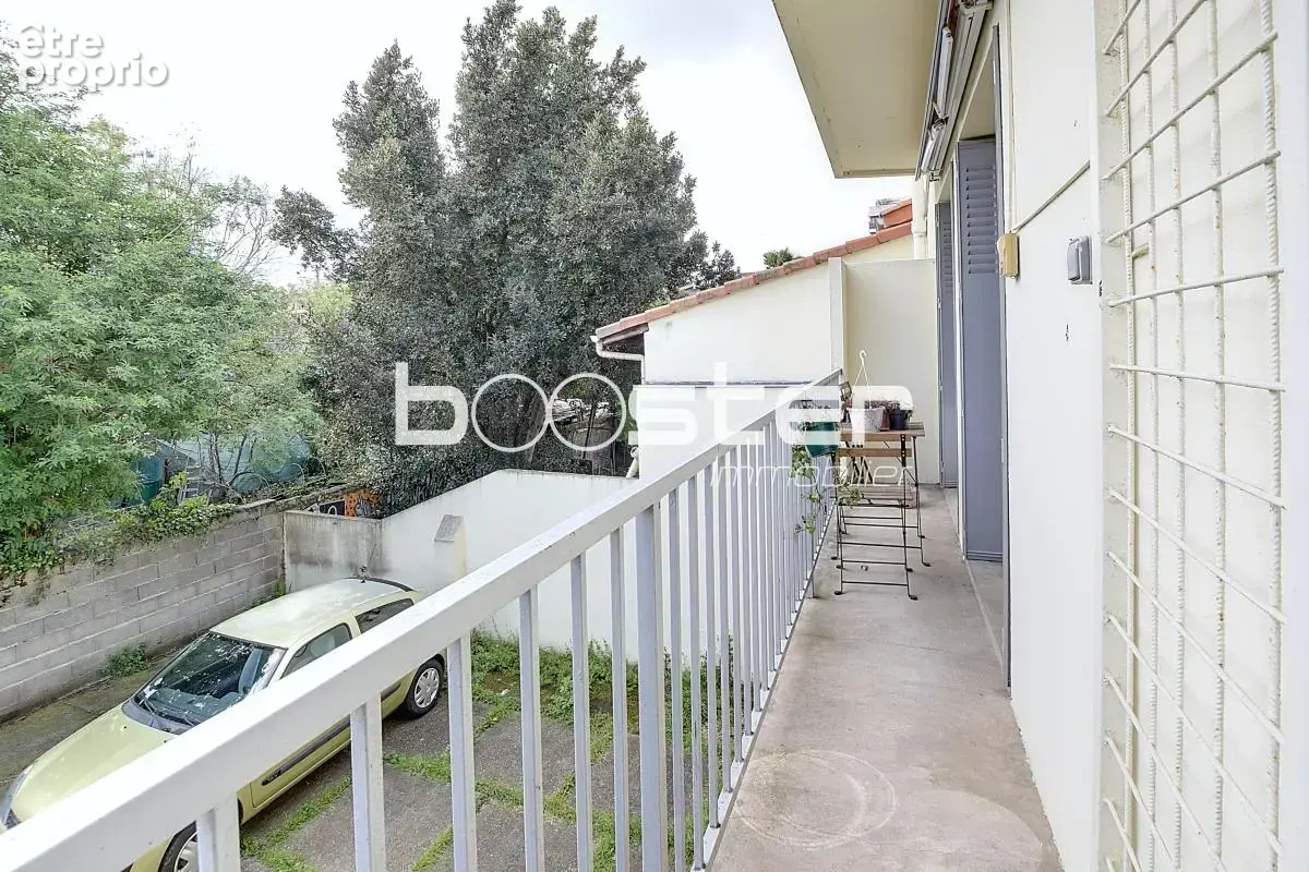Coeur St Agne - Trois pièces lumineux avec parking et balcon - photo 2