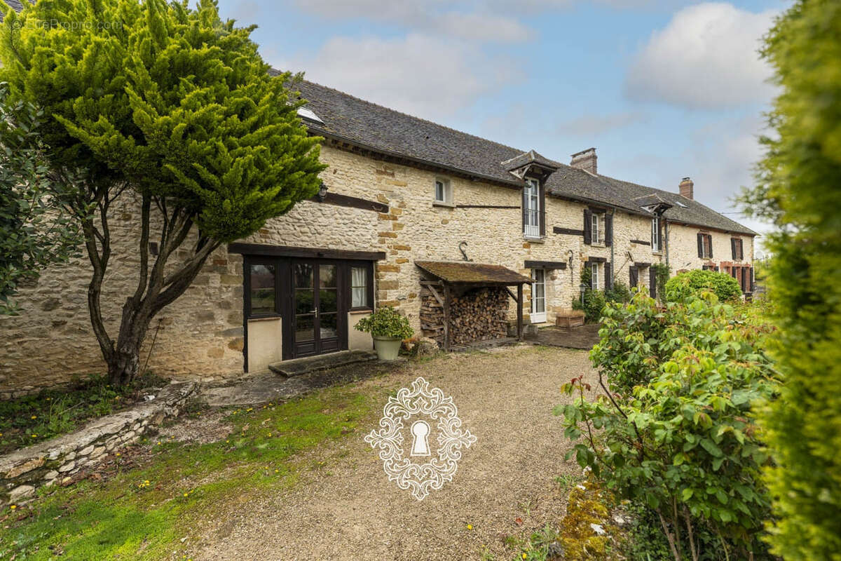 Maison à DONNEMARIE-DONTILLY