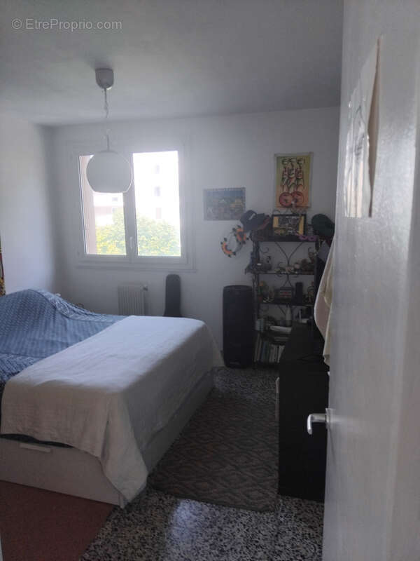 Appartement à MARSEILLE-9E