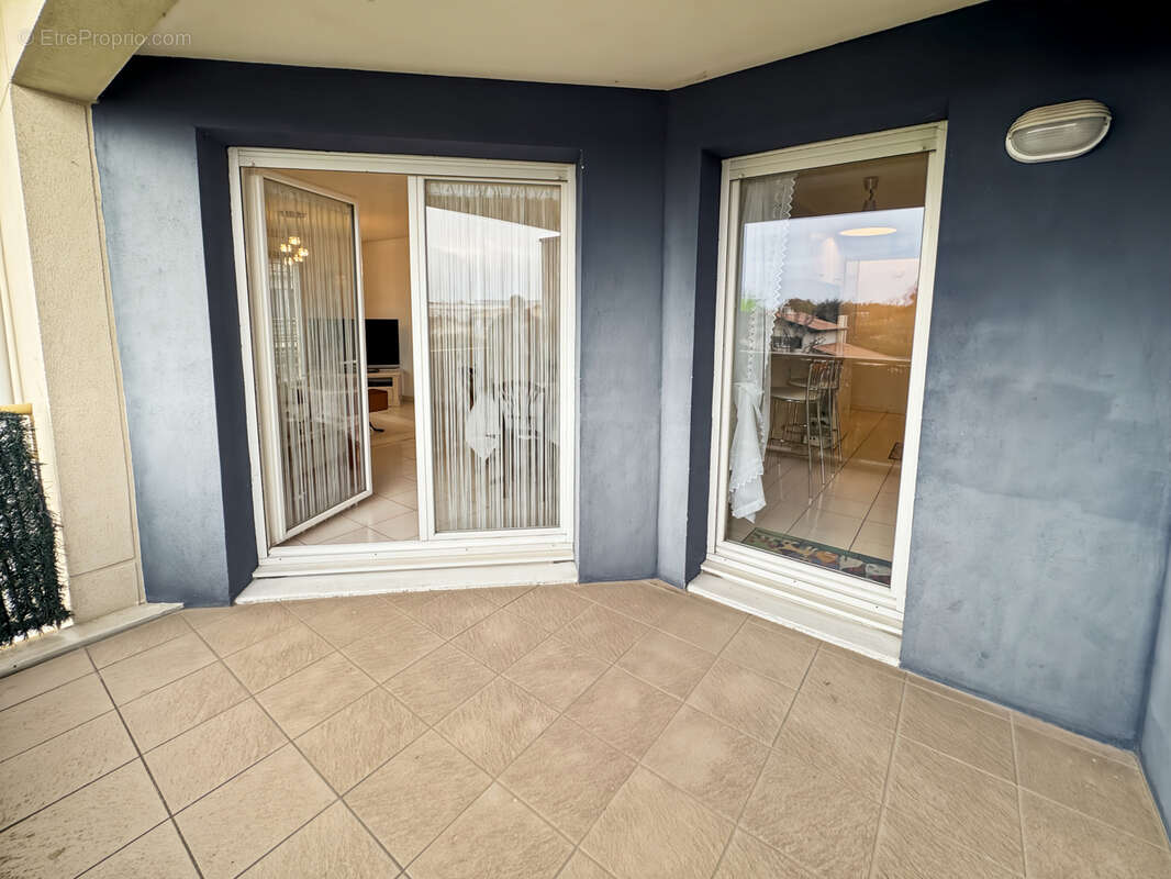 Appartement à PAREMPUYRE