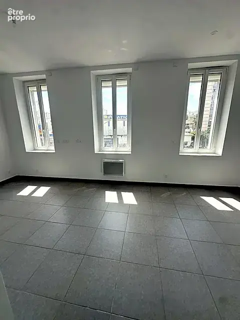 Immeuble entièrement rénové - Marseille 3e-Libre-12% de renta - photo 7