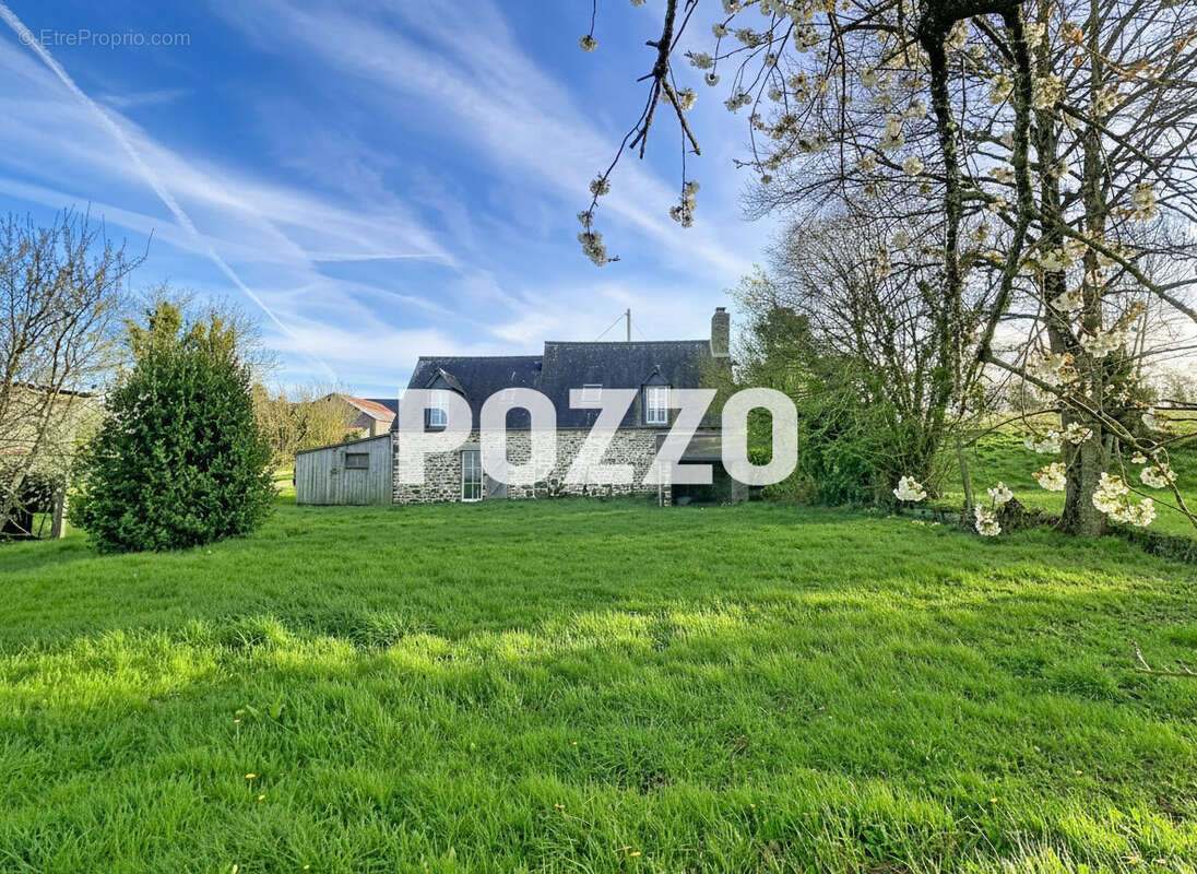 Maison à ROZ-SUR-COUESNON