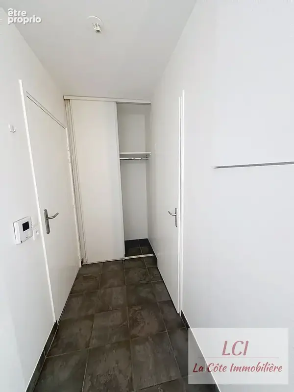 LA TESTE Centre, Appartement T2 en rez-de-jardin en parfait état. - photo 6