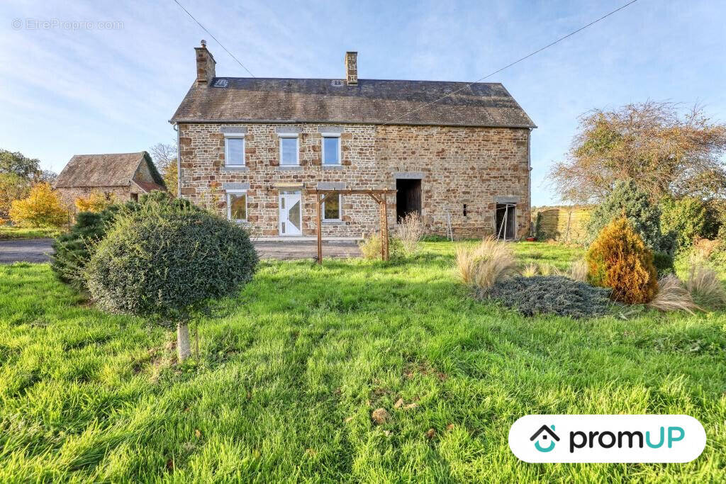 Maison à CLAIREFOUGERE