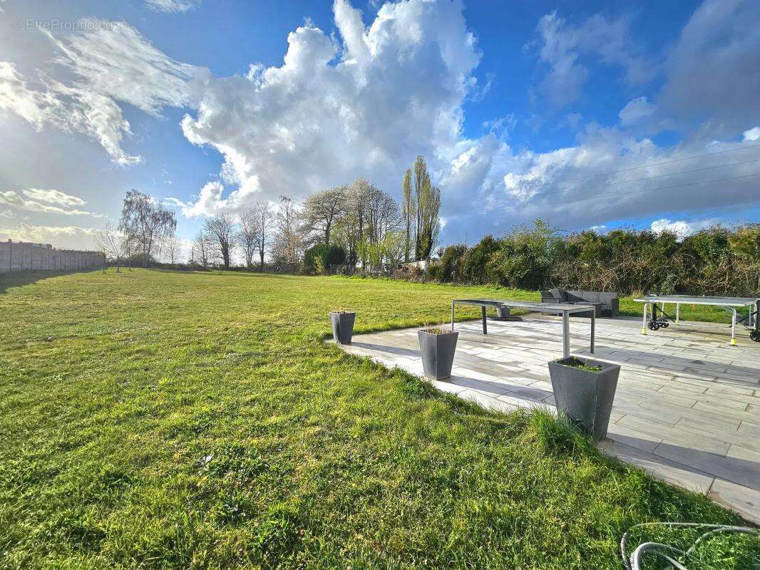 Maison à FERRIERES-EN-GATINAIS