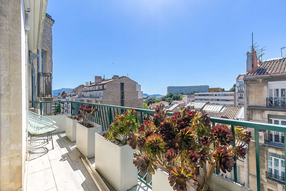 Appartement à MARSEILLE-8E