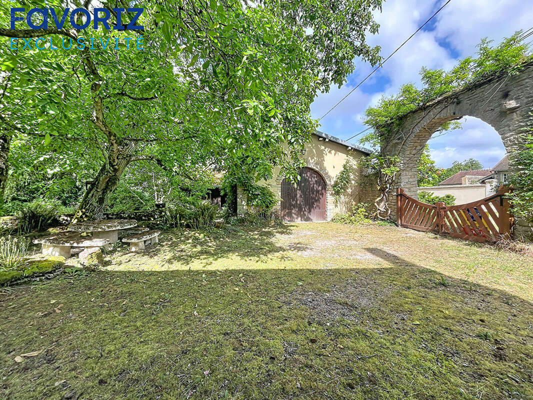 Maison à MARCILLY-OGNY