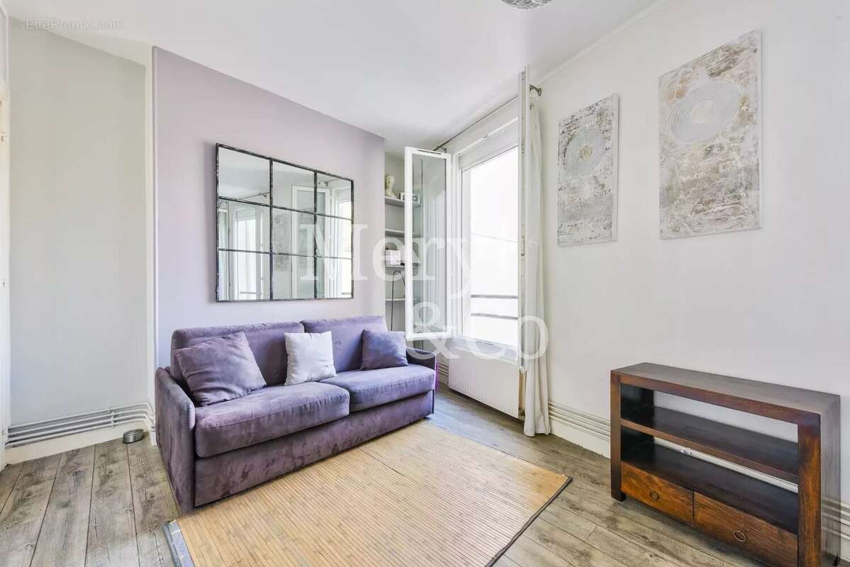 Appartement à PARIS-14E