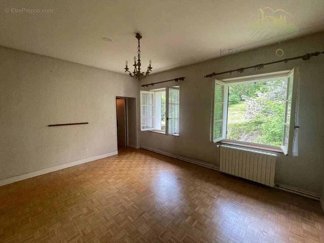 Maison à LIZY-SUR-OURCQ