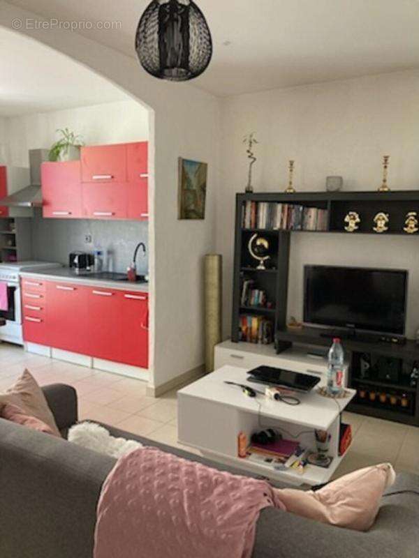 MEYRANNES (30) , Immeuble de rapport de 264 m² (4 lots) , Excellent DPE (C/A) ? Compteurs individuels - photo 13