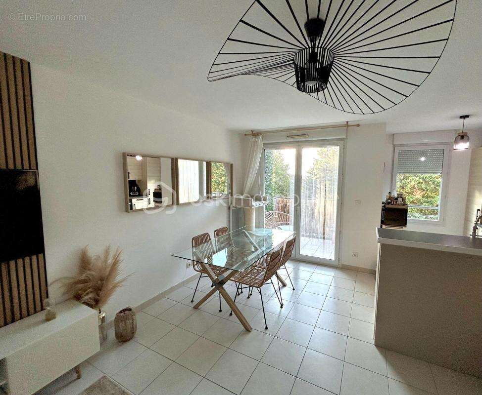 Appartement à LA VERPILLIERE
