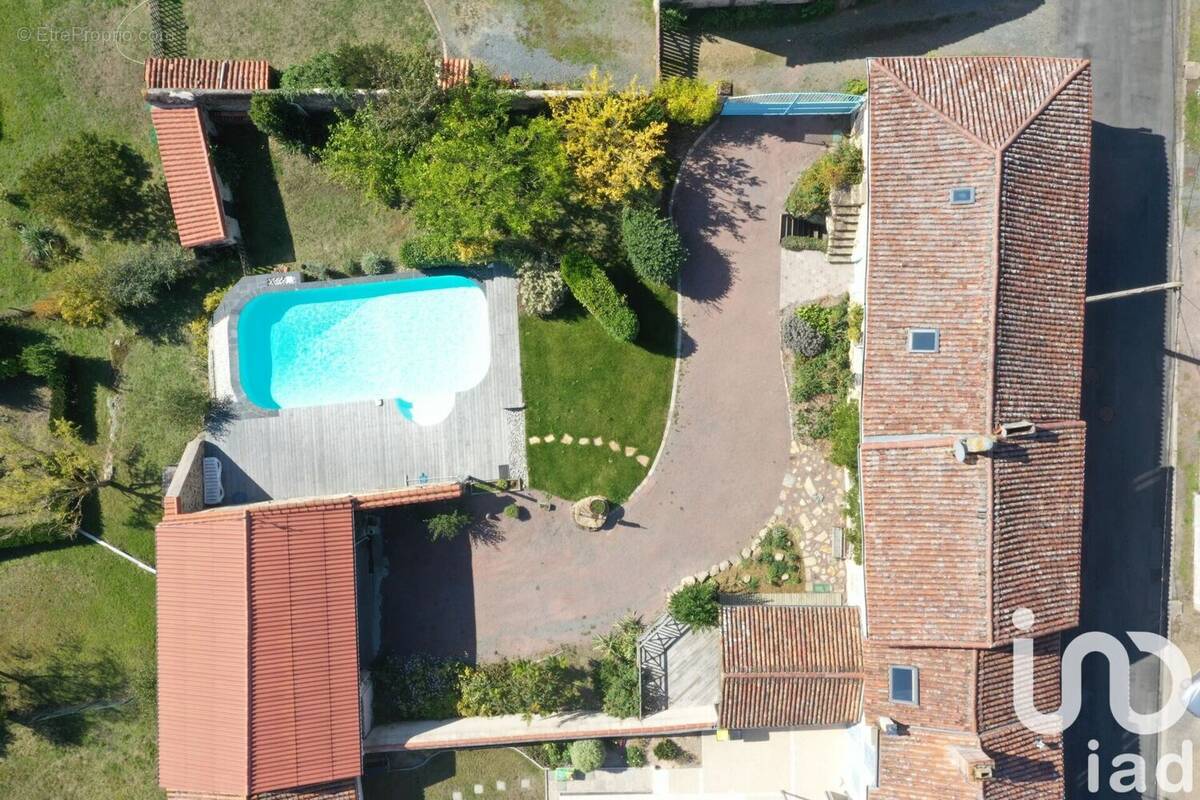 Photo 1 - Maison à CERSAY