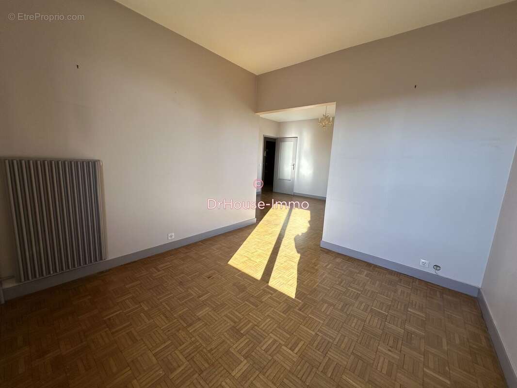 Appartement à MANTES-LA-JOLIE