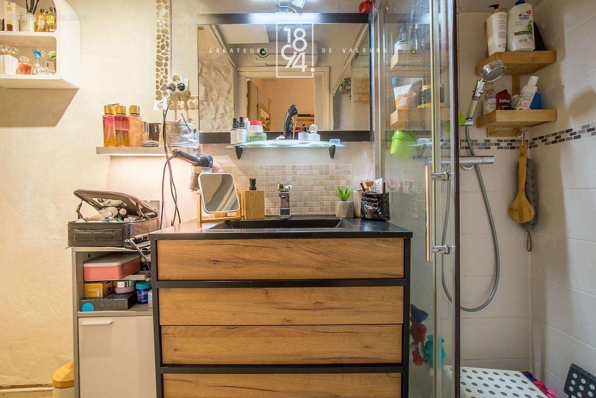 Appartement à MARSEILLE-10E