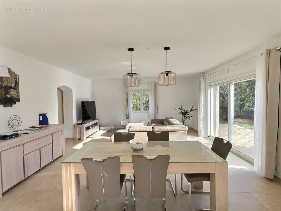 Maison à LANSARGUES