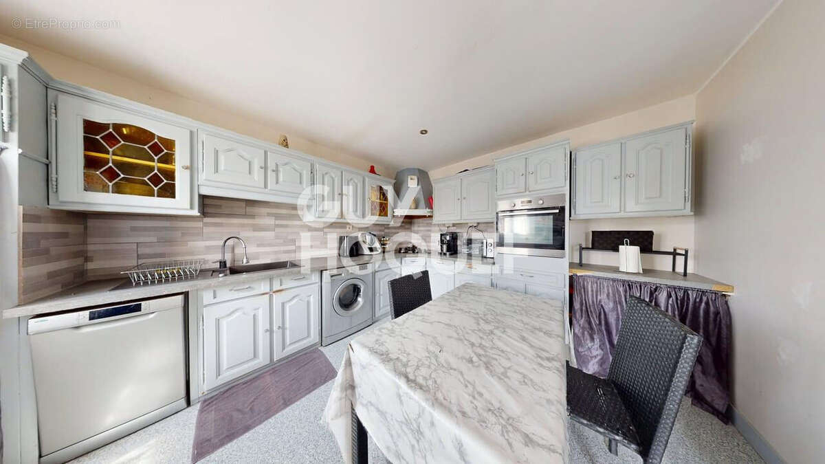 Maison à SAVIGNY-SUR-ORGE