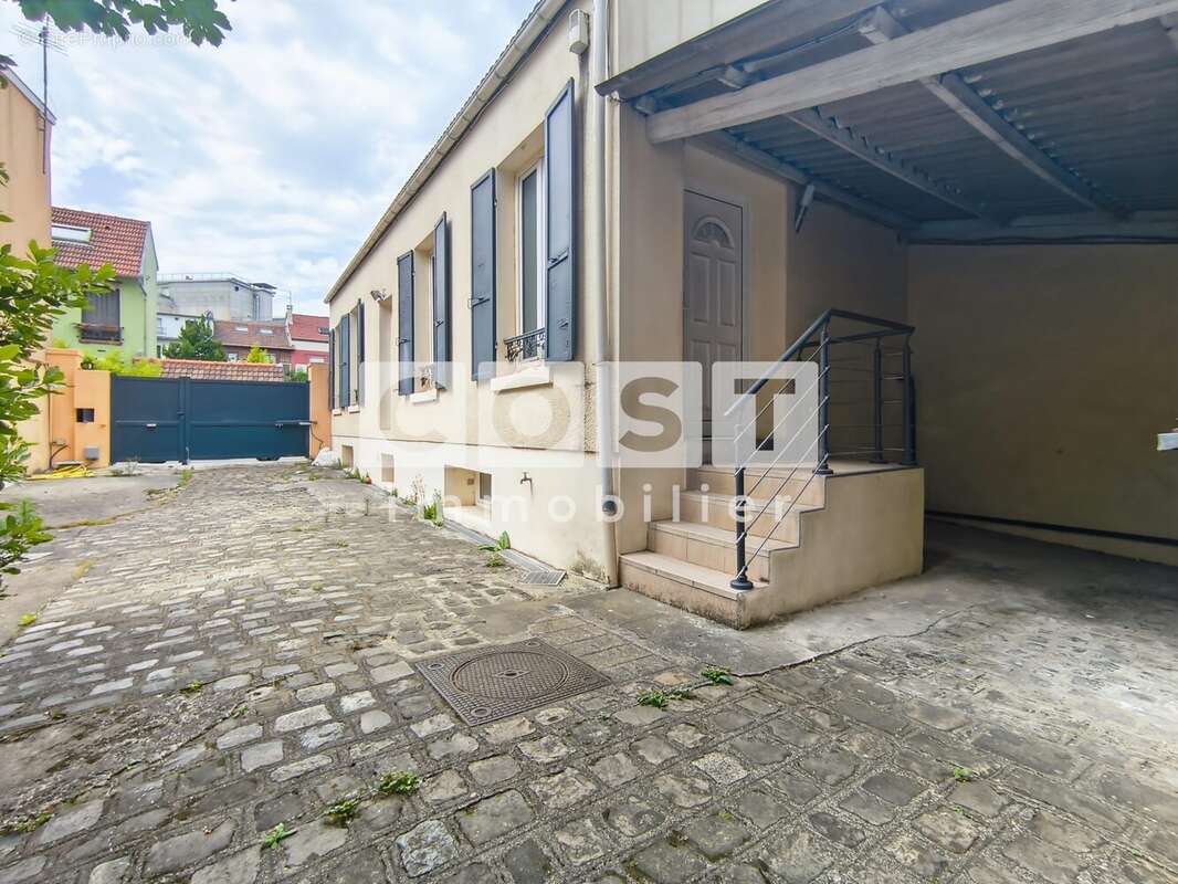 Maison à ASNIERES-SUR-SEINE