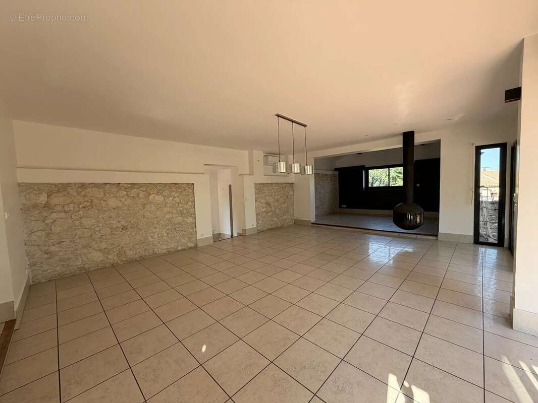 Magnifique maison d’architecte à Cuxac-d’Aude, à seulement 10 minutes de Narbonne ! - photo 5