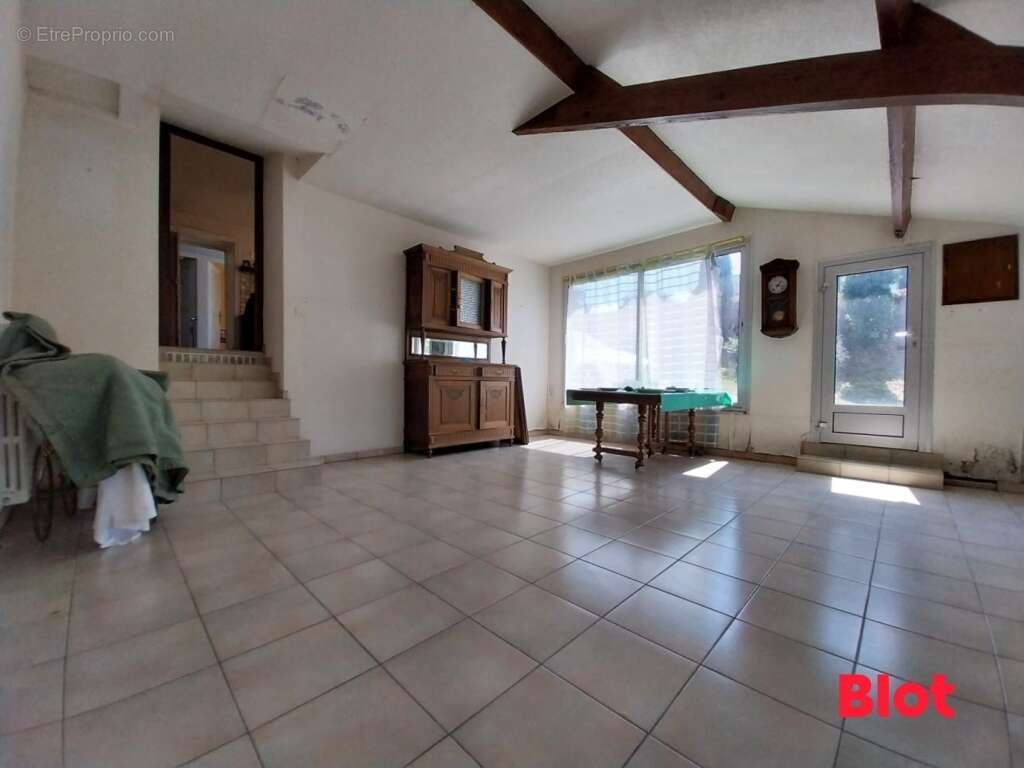 Maison à ERCE-EN-LAMEE